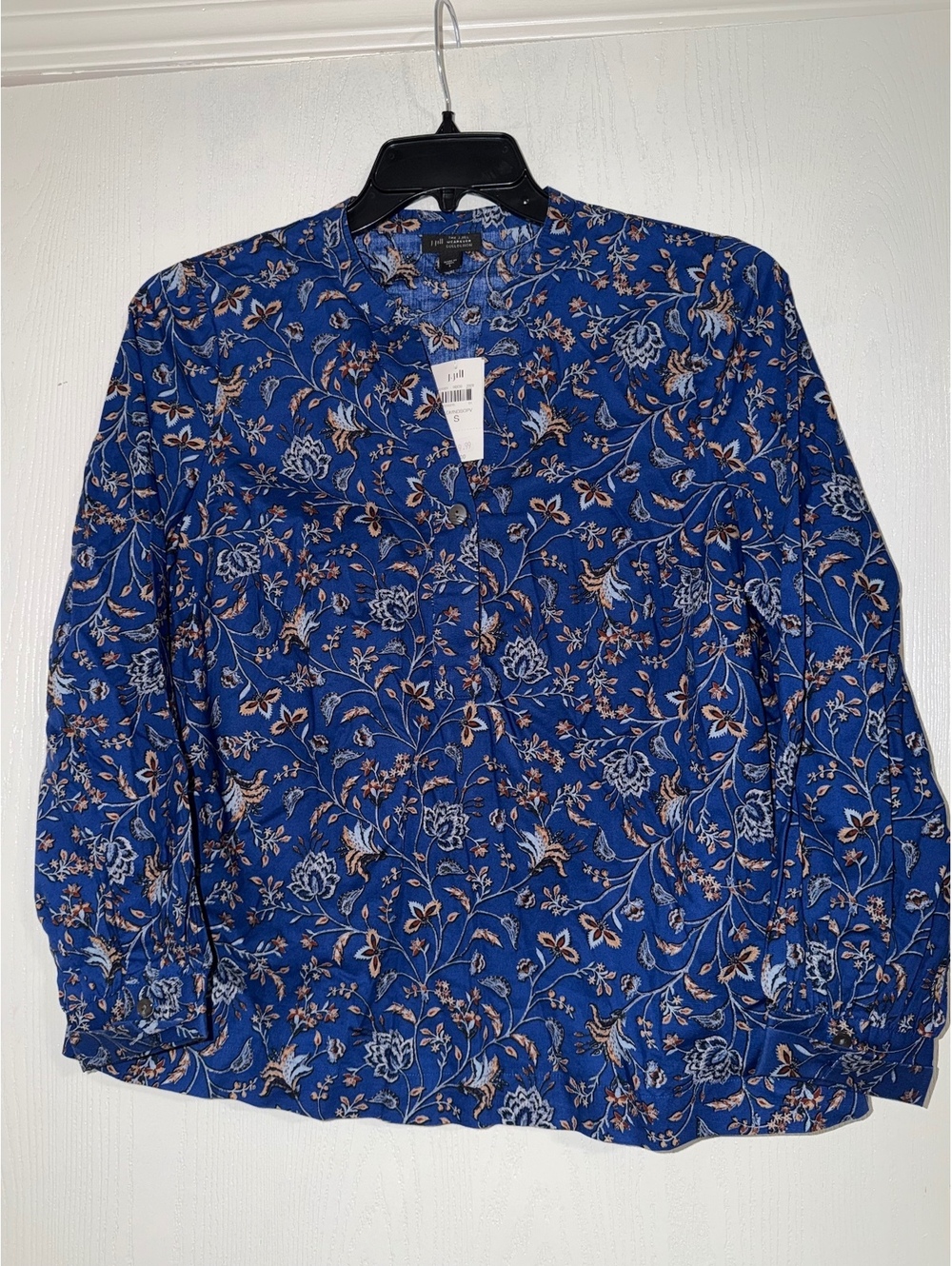 NWT J.Jill Wearever Women’s Small Blue Floral Button Front Blouse Tunic
